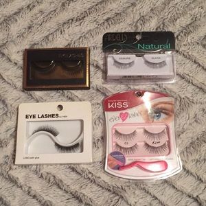 4 Sets of Chic Eyelashes